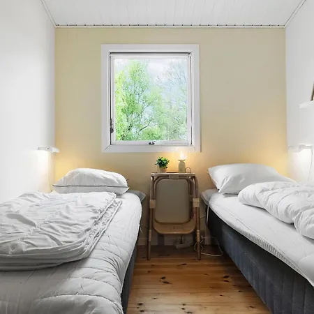 Casa de Férias Lovely In With Kitchen Dronningmølle