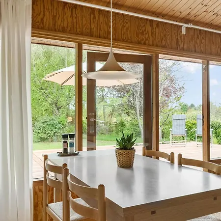 Lovely In With Kitchen *